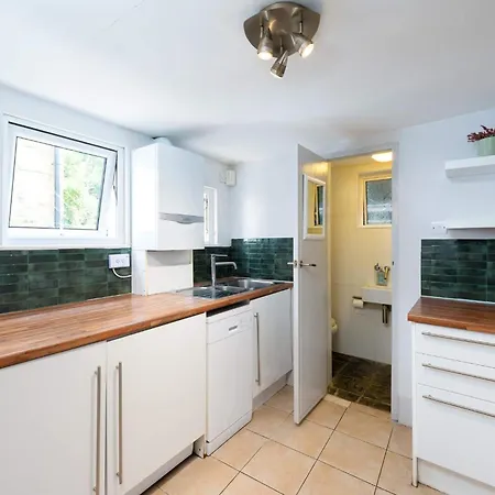 Great Value London Apartment With Garden In Tufnell Park Near Emirates Stadium And 10 Mins To Kings Cross Exterior photo